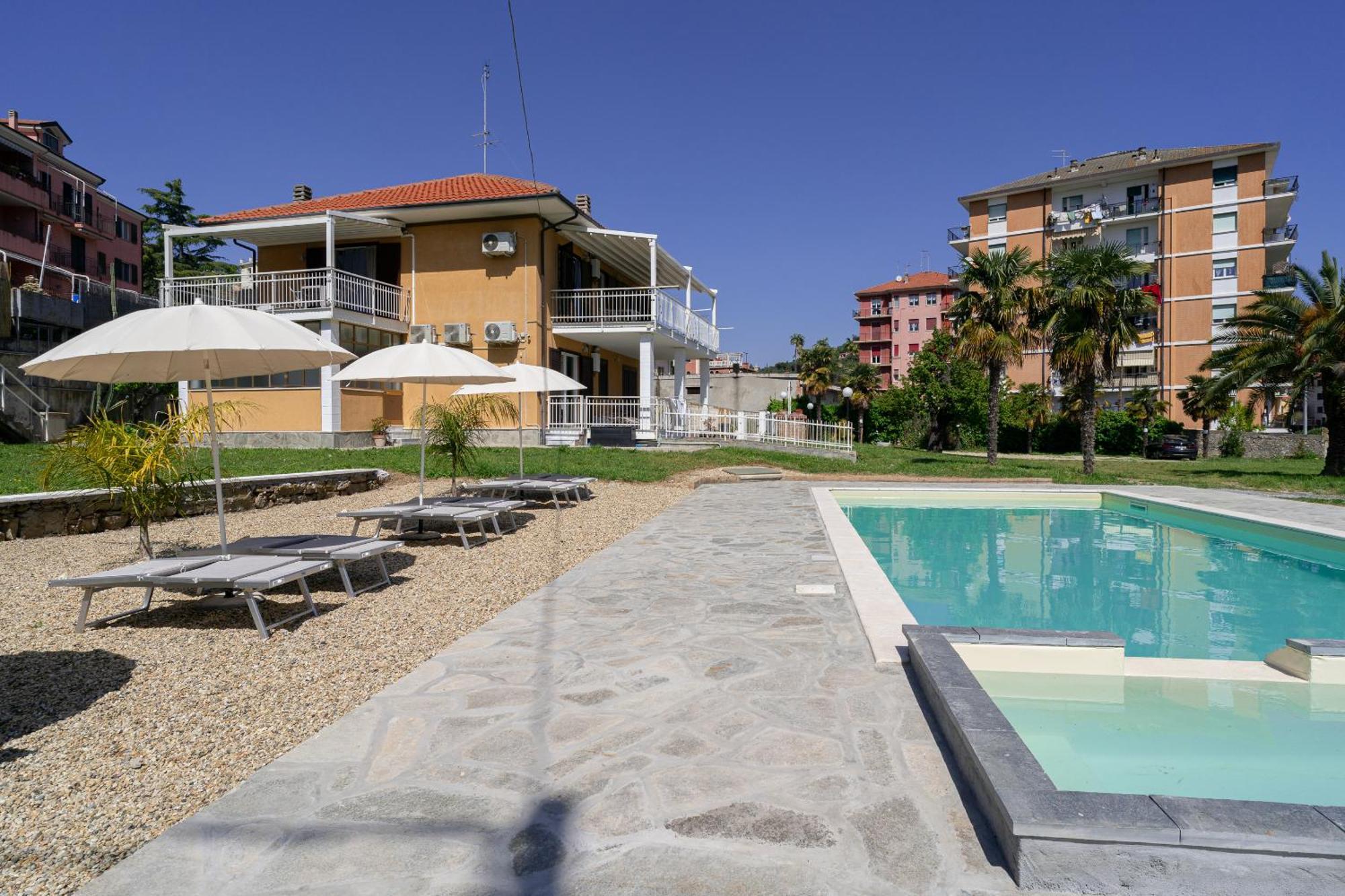 Il Gattino Di Porto - Apt 1 - Monolocale Veranda Piscina 因佩里亚 外观 照片